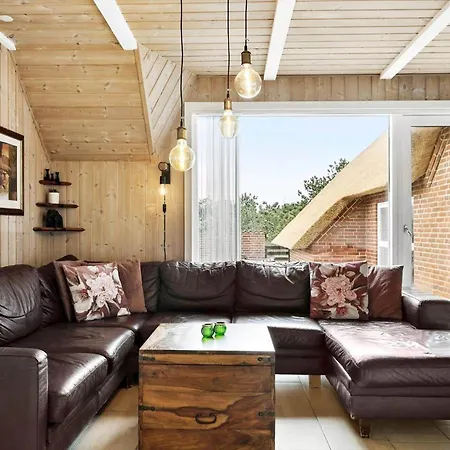 Bv317-blavand-fyrvej-37-d Semesterbostad