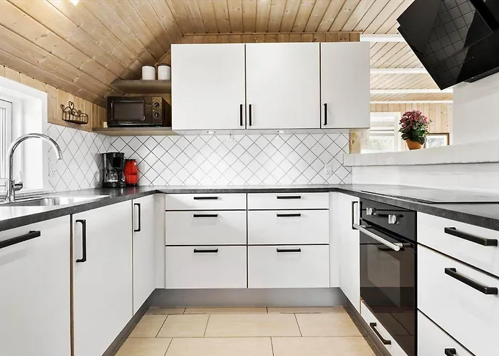 Bv317-blavand-fyrvej-37-d Semesterbostad *